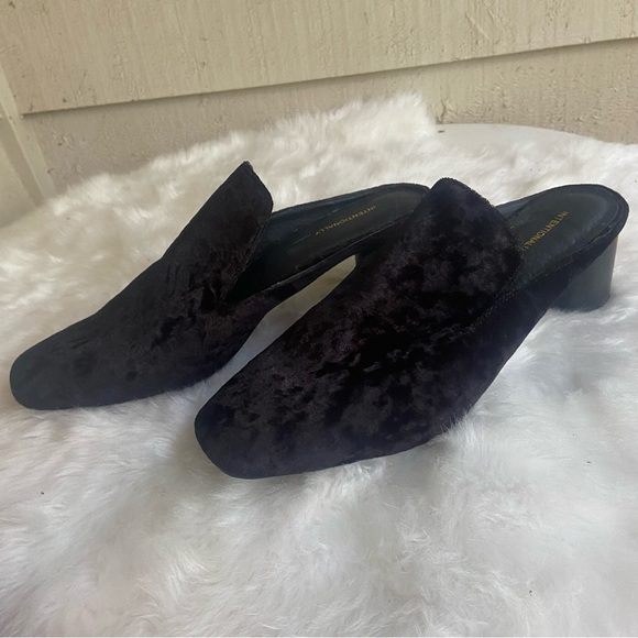 Intentionally Blank Black Crushed Velvet Square Toe Mule Size 10 - Picture 4 of 9